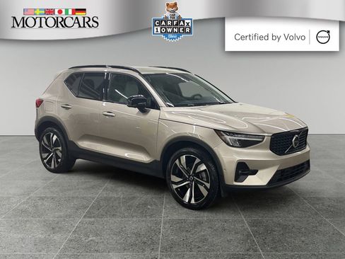Certified 2023 Volvo XC40 B5 Plus w/ Driver Assist Package image 1
