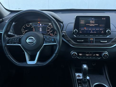 Used 2019 Nissan Altima 2.5 Platinum image 18