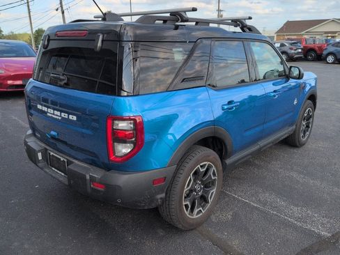 Used 2025 Ford Bronco Sport Outer Banks image 3