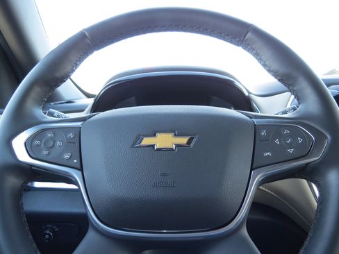 Certified 2023 Chevrolet Traverse Premier w/ LPO, Floor Liner Package image 21