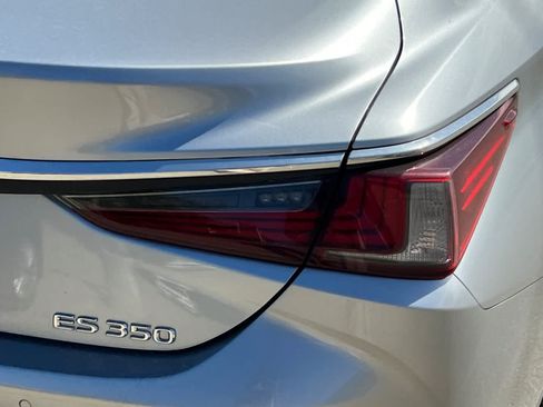Certified 2023 Lexus ES 350 w/ Premium Package FWD image 17
