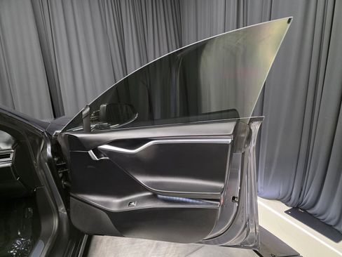 Used 2017 Tesla Model S 100D image 24