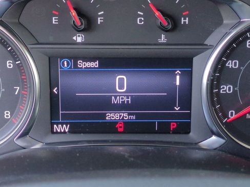 Certified 2023 GMC Acadia SLE w/ Driver Convenience Package image 11