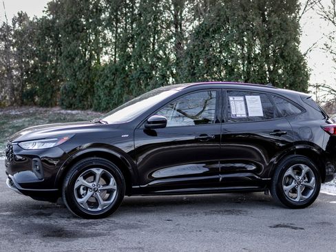 Used 2023 Ford Escape ST-Line Select w/ Tech Pack #2 image 8