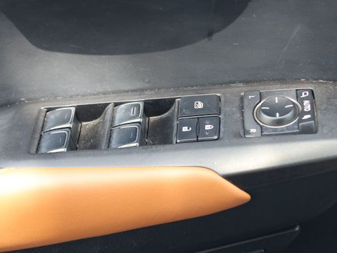 Used 2018 Lexus NX 300 FWD w/ Premium Package image 13