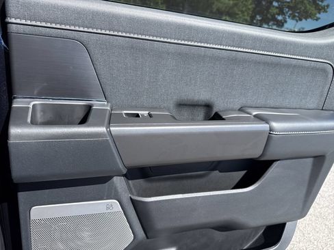 Used 2024 Ford F150 Lariat AWD/4WD image 16