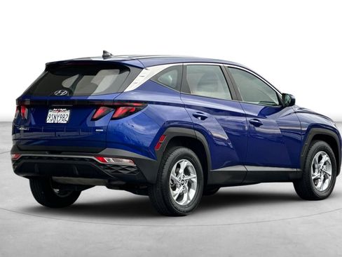 Certified 2024 Hyundai Tucson SE image 8