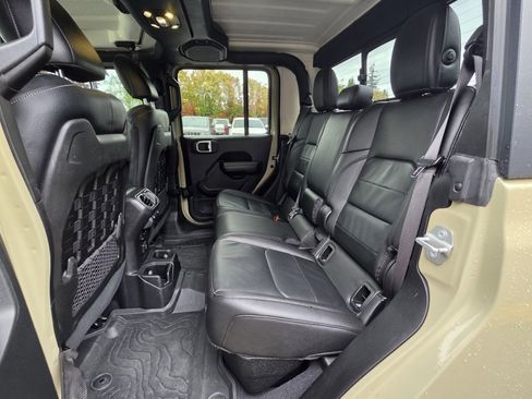 Used 2020 Jeep Gladiator Rubicon AWD/4WD image 20