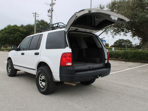 Used 2004 Ford Explorer XLS image 14