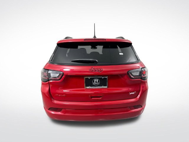 Used 2022 Jeep Compass Limited w/ (RED) Package AWD/4WD image 33