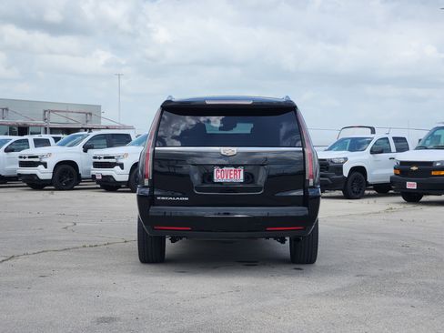 Used 2020 Cadillac Escalade ESV Platinum AWD/4WD image 6