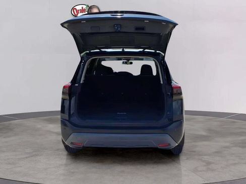 Used 2023 Nissan Rogue SV FWD image 19