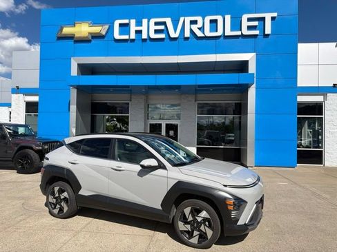 Used 2024 Hyundai Kona Limited AWD/4WD image 1