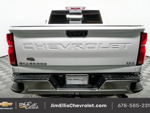 Certified 2024 Chevrolet Silverado 2500 LTZ w/ LTZ Convenience Package image 29