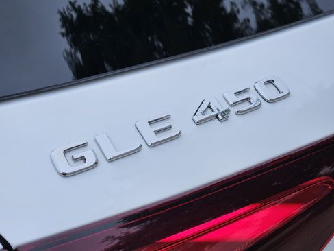 Certified 2026 Mercedes-Benz GLE 450 4MATIC image 28