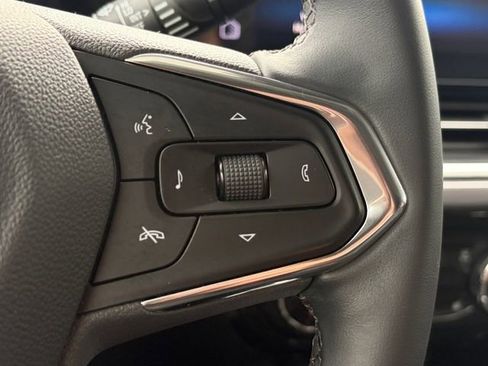 Certified 2025 Chevrolet Trax ACTIV image 8