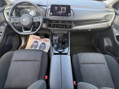 Used 2024 Nissan Rogue SV image 14