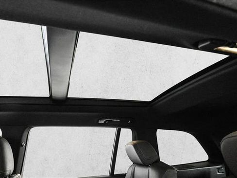 Certified 2023 Mercedes-Benz GLS 450 4MATIC image 21