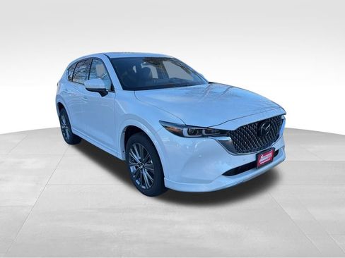 New 2025 MAZDA CX-5 Signature image 8