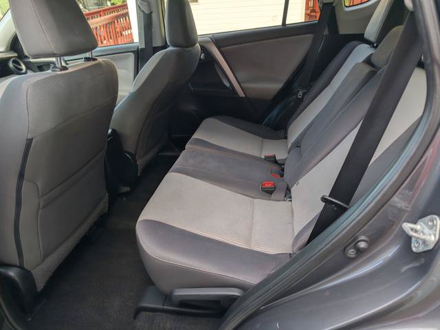 Used 2015 Toyota RAV4 XLE FWD image 10
