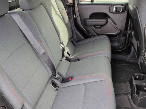 New 2026 Jeep Gladiator Rubicon image 21