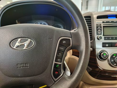 Used 2010 Hyundai Santa Fe GLS w/ Summer Event Pkg 21 AWD/4WD image 12