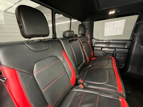 Used 2018 Ford F150 Lariat w/ Equipment Group 502A Luxury AWD/4WD image 15