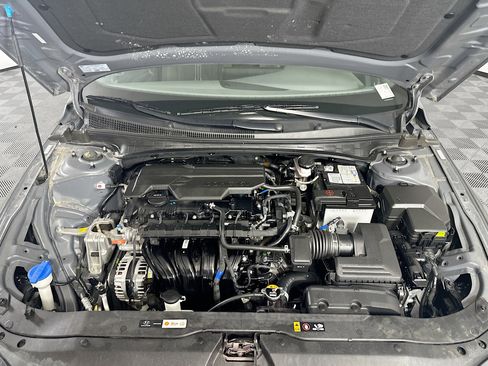 Used 2024 Hyundai Elantra SEL image 33