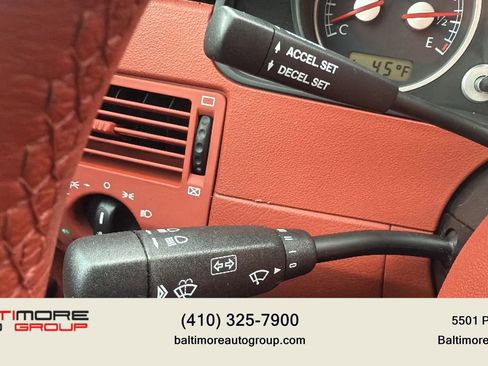 Used 2007 Chrysler Crossfire Limited RWD image 36