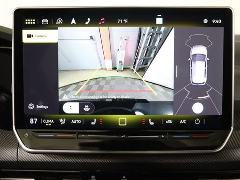 New 2025 Volkswagen GTI SE image 8