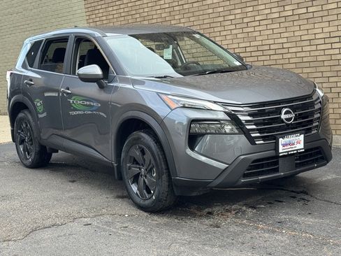 New 2026 Nissan Rogue SV w/ Cold Weather Package AWD/4WD image 3