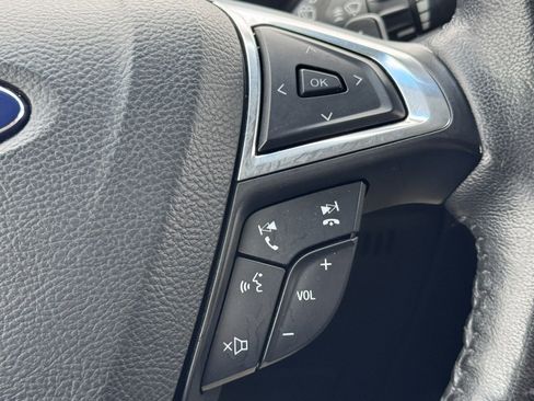 Used 2015 Ford Edge SEL w/ Equipment Group 201A image 9