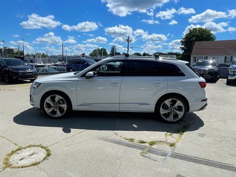 Used 2020 Audi Q7 3.0T Prestige w/ Prestige Package AWD/4WD image 9