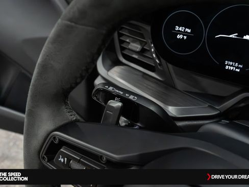 Used 2024 Porsche 911 Targa 4 GTS w/ Premium Package image 26