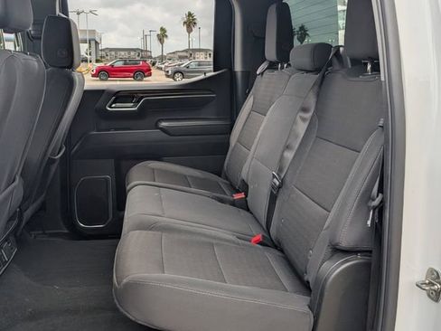 Used 2024 Chevrolet Silverado 1500 LT image 24