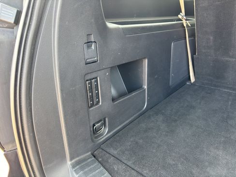 Used 2023 Ford Expedition Max Limited image 14