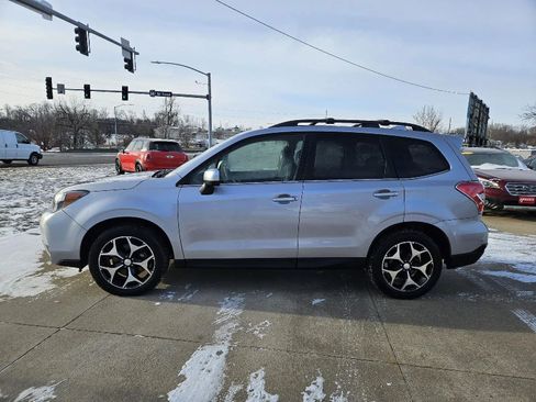 Used 2016 Subaru Forester 2.0XT Premium image 4