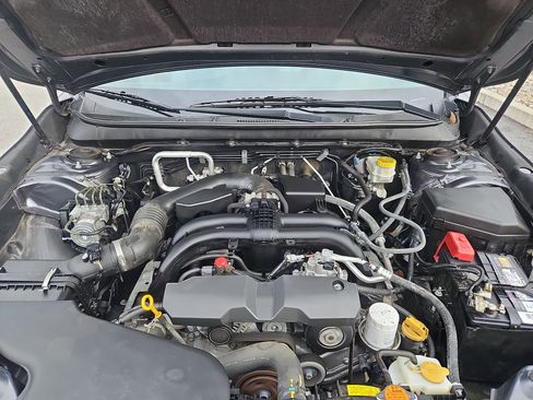 Used 2019 Subaru Outback 2.5i Premium image 30