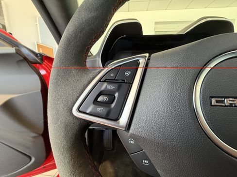Used 2018 Chevrolet Camaro ZL1 RWD image 11
