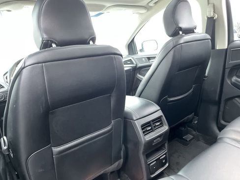 Used 2018 Ford Edge Titanium w/ Equipment Group 301A image 20