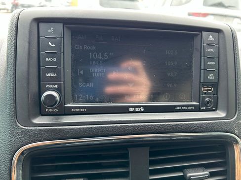 Used 2015 Dodge Grand Caravan SE image 22