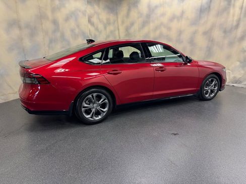 Used 2024 Honda Accord Sport image 10