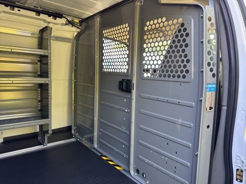 New 2025 GMC Savana 3500 Extended w/ Driver Convenience Package image 20