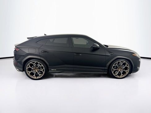 Used 2023 Lamborghini Urus Performante AWD/4WD image 4