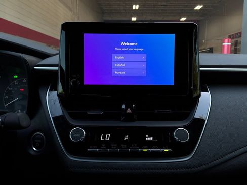 Used 2024 Toyota Corolla SE w/ SE Package FWD image 31
