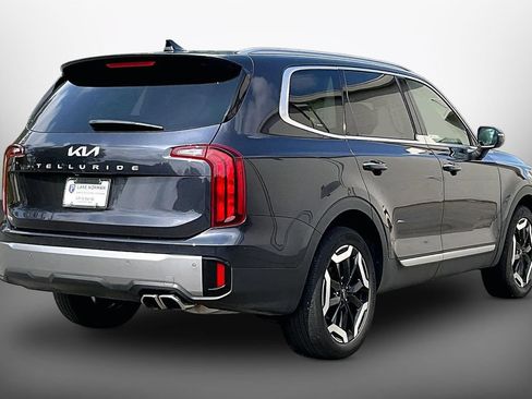 Used 2025 Kia Telluride S FWD image 8