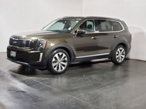 Used 2020 Kia Telluride S w/ S 8 Passenger Seating Package image 5