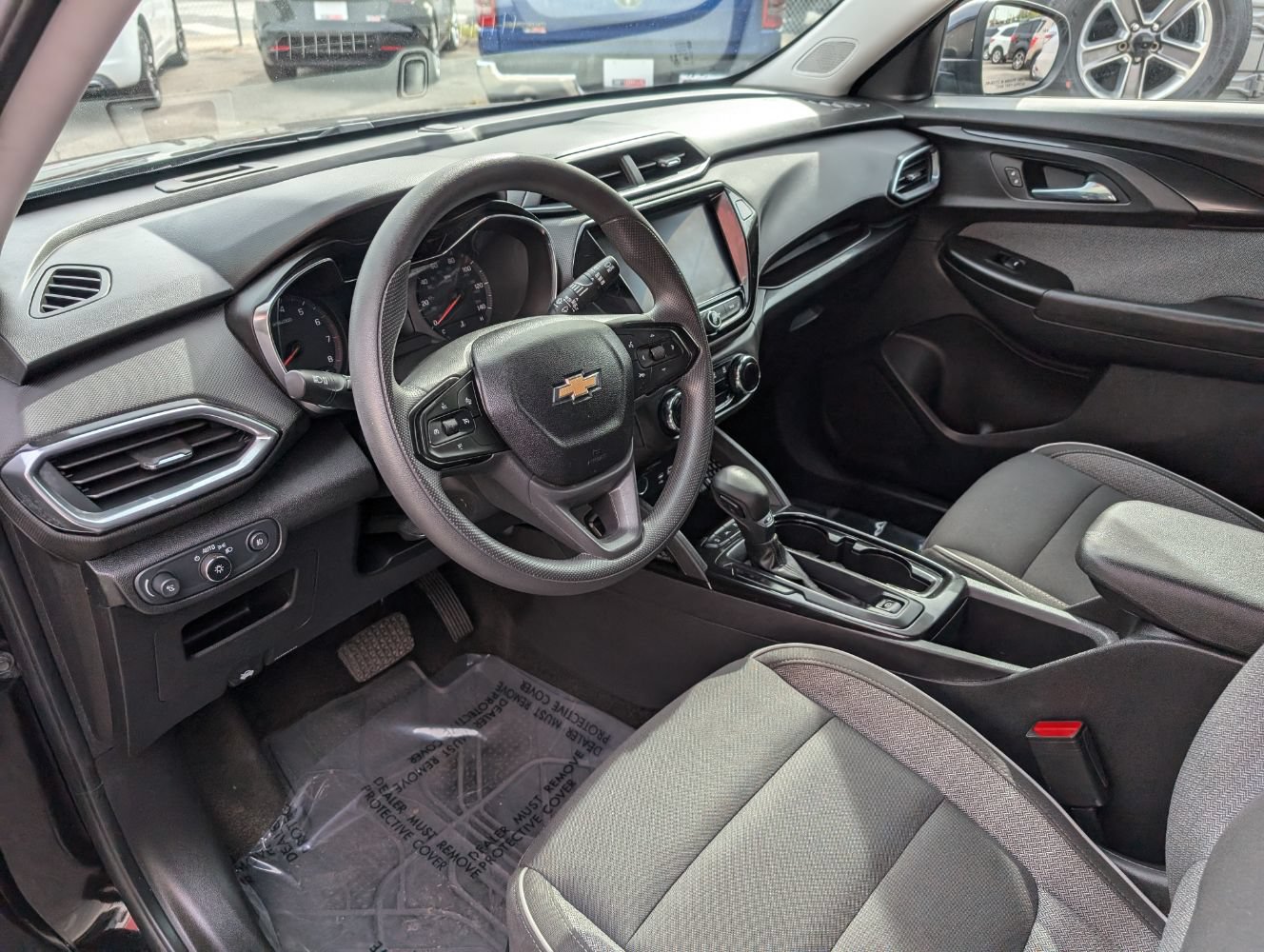 Used 2021 Chevrolet TrailBlazer LT w/ Convenience Package AWD/4WD image 12
