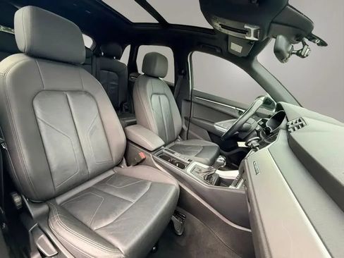 Used 2019 Audi Q3 2.0T Premium AWD/4WD image 14