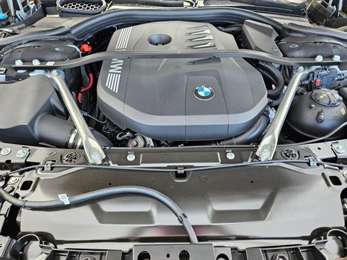 Used 2025 BMW 740i RWD image 19